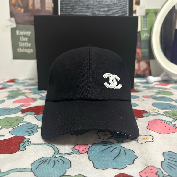 AUTHENTIC CHANEL HAT ✨✨ - Picture 1 of 7